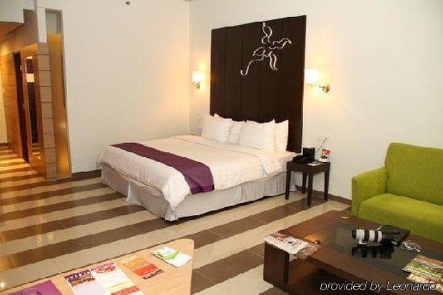 Vega Hotel Gading Serpong Dış mekan fotoğraf