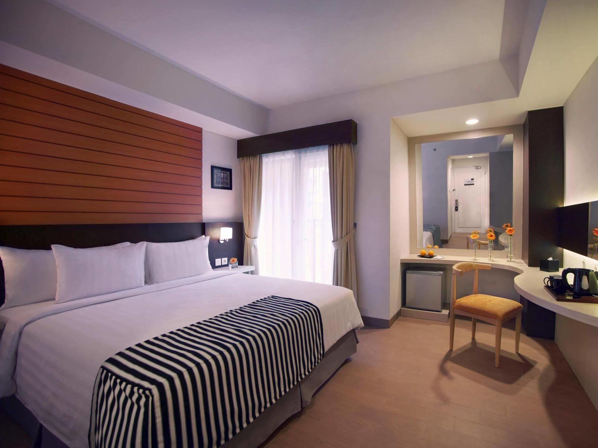 Vega Hotel Gading Serpong Dış mekan fotoğraf